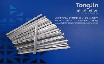 N95铝鼻梁条热熔胶款是如何粘合的呢？